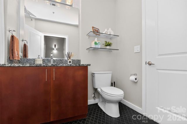 210 N Church Street 1512, Charlotte, NC 28202