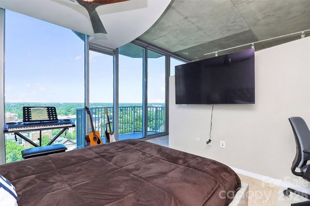 210 N Church Street 1512, Charlotte, NC 28202