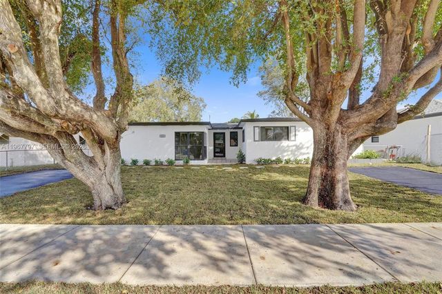 2241 NW 172nd Ter, Miami Gardens, FL 33056