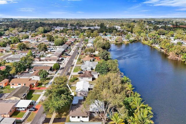 2241 NW 172nd Ter, Miami Gardens, FL 33056