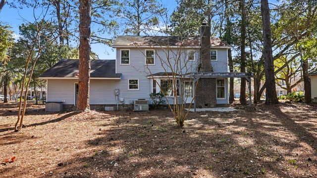 688 Pelzer Drive, Mount Pleasant, SC 29464
