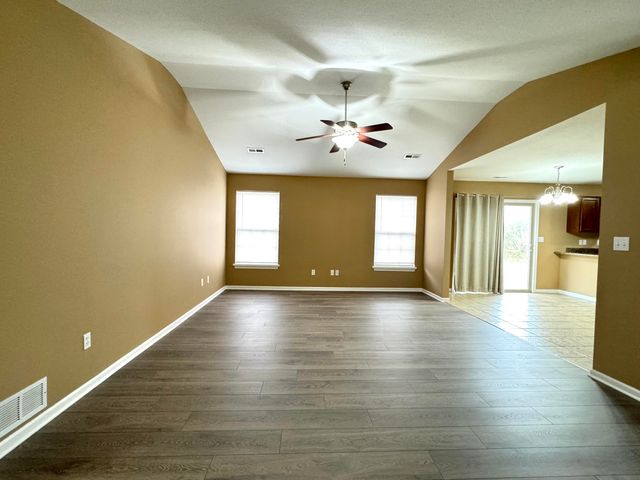 4209 BOLD VENTURE DR, Columbia, MO 65202