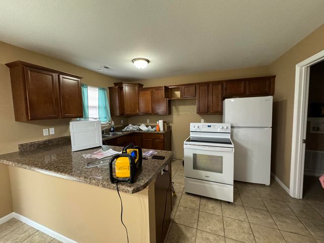 4209 BOLD VENTURE DR, Columbia, MO 65202