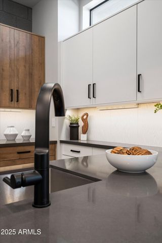 377 E Windsor Avenue 21, Phoenix, AZ 85004