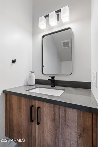 377 E Windsor Avenue 21, Phoenix, AZ 85004