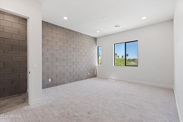 377 E Windsor Avenue 21, Phoenix, AZ 85004