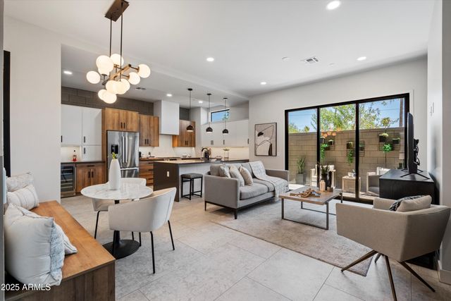 377 E Windsor Avenue 21, Phoenix, AZ 85004