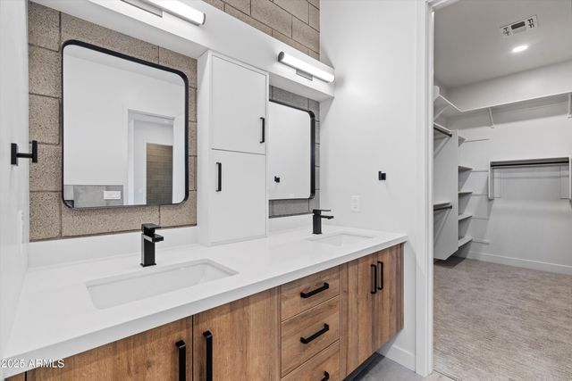 377 E Windsor Avenue 21, Phoenix, AZ 85004