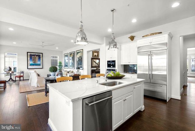 6410 PADDINGTON ST, Middle River, MD 21220