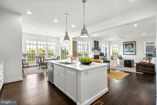 6410 PADDINGTON ST, Middle River, MD 21220