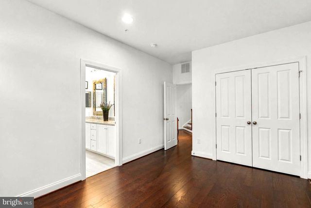 6410 PADDINGTON ST, Middle River, MD 21220
