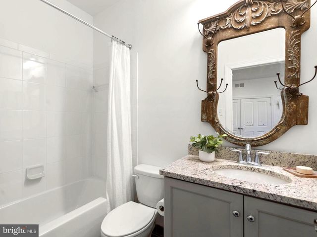 6410 PADDINGTON ST, Middle River, MD 21220