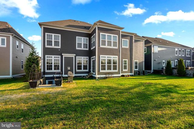 6410 PADDINGTON ST, Middle River, MD 21220