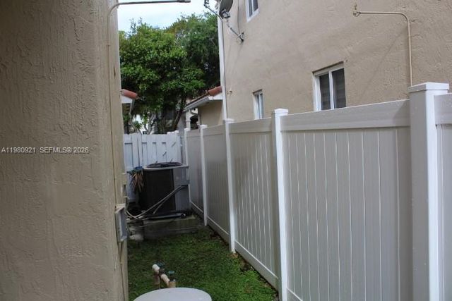 2313 SW 126th Ave, Miramar, FL 33027