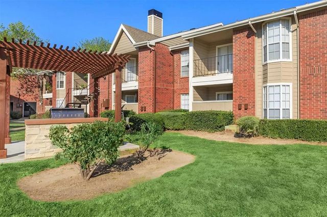 8110 Creekbend Drive 509, Houston, TX 77071