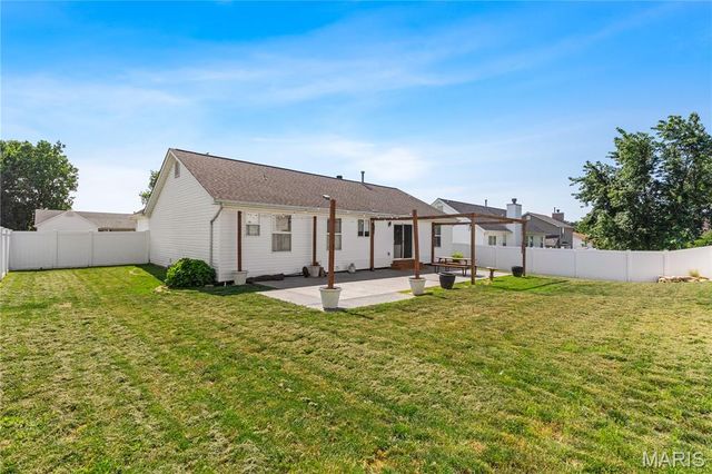 1269 Little Brave Drive, O'fallon, MO 63366