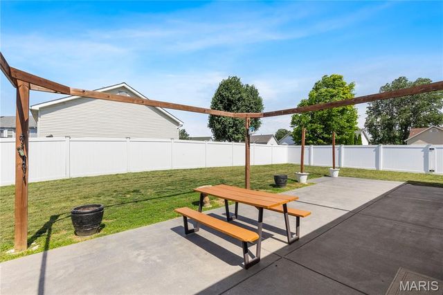 1269 Little Brave Drive, O'fallon, MO 63366