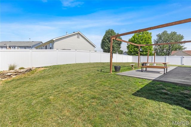 1269 Little Brave Drive, O'fallon, MO 63366