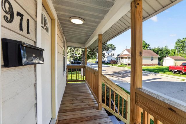 971 Industrial Court, Janesville, WI 53546