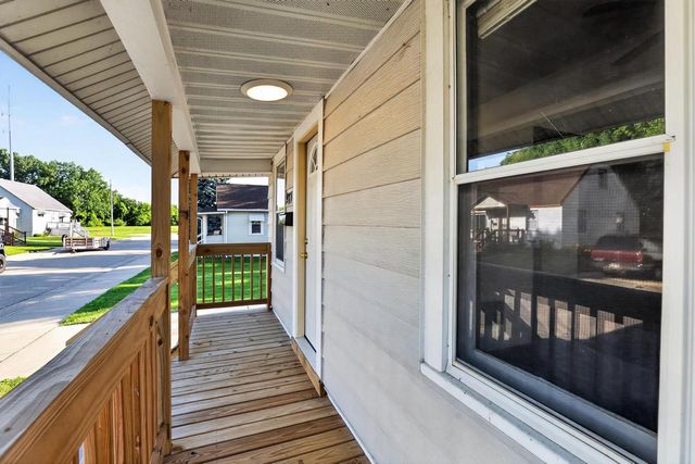 971 Industrial Court, Janesville, WI 53546