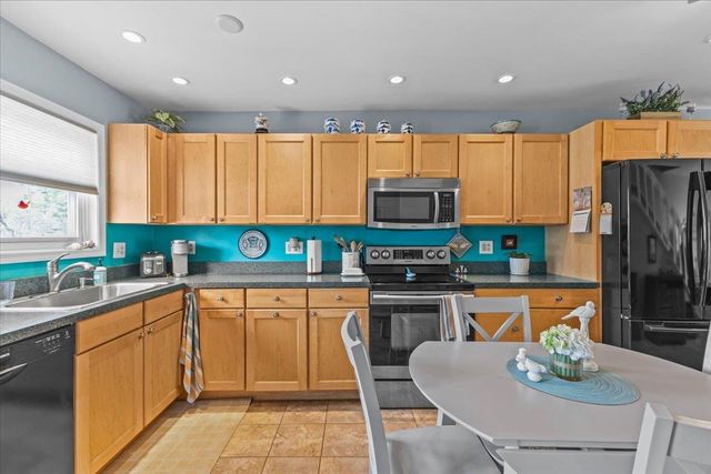 51 Densmore Drive, Essex Junction, VT 05452