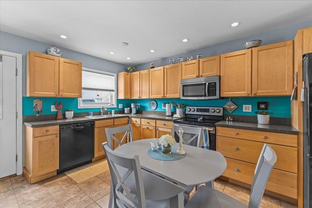 51 Densmore Drive, Essex Junction, VT 05452