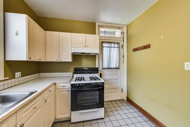 4229 N Ashland Avenue 1, Chicago, IL 60613