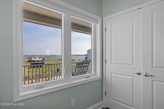 314 Easy Street, Swansboro, NC 28584