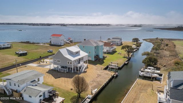 314 Easy Street, Swansboro, NC 28584