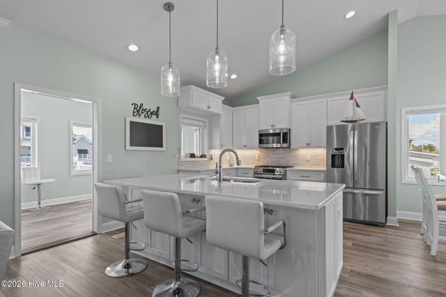 314 Easy Street, Swansboro, NC 28584