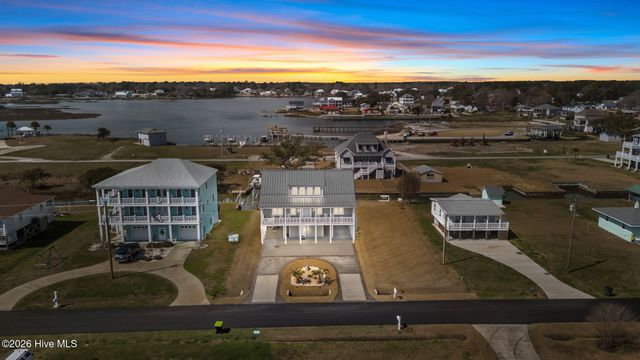 314 Easy Street, Swansboro, NC 28584