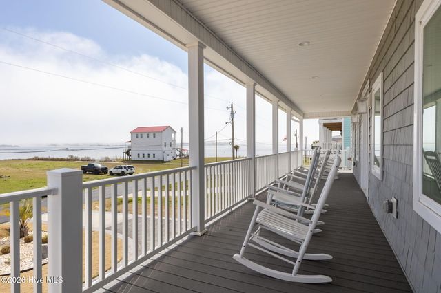 314 Easy Street, Swansboro, NC 28584