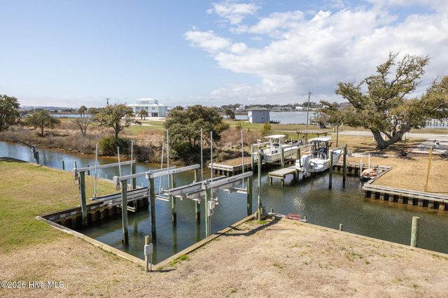 314 Easy Street, Swansboro, NC 28584