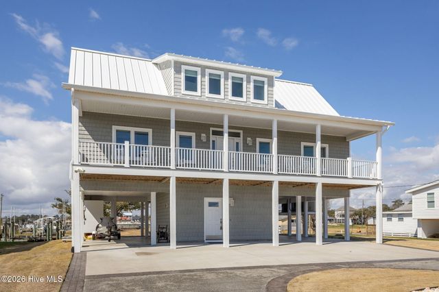 314 Easy Street, Swansboro, NC 28584