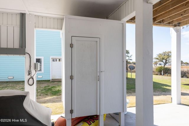 314 Easy Street, Swansboro, NC 28584