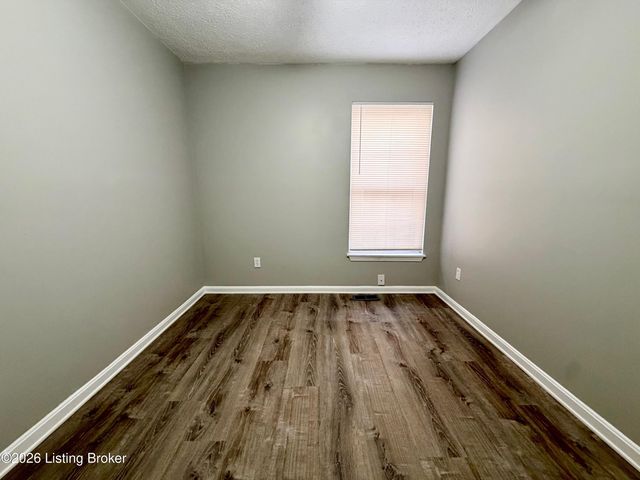 515 E 4th St 1, New Albany, IN 47150