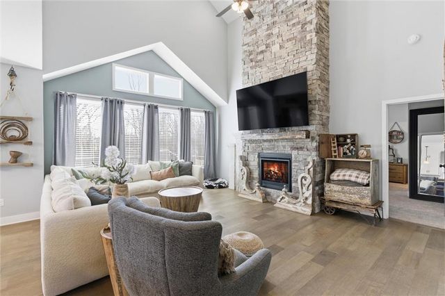 2101 Petty Road, Kearney, MO 64060