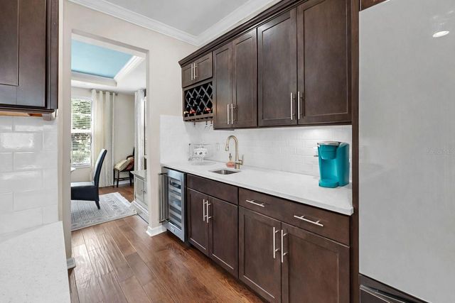 14110 BARRINGTON STOWERS DR, Lithia, FL 33547