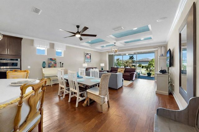 14110 BARRINGTON STOWERS DR, Lithia, FL 33547