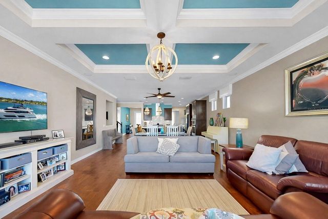 14110 BARRINGTON STOWERS DR, Lithia, FL 33547