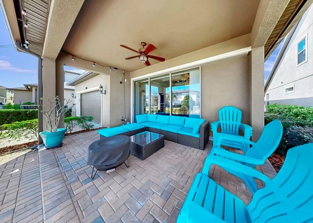 14110 BARRINGTON STOWERS DR, Lithia, FL 33547