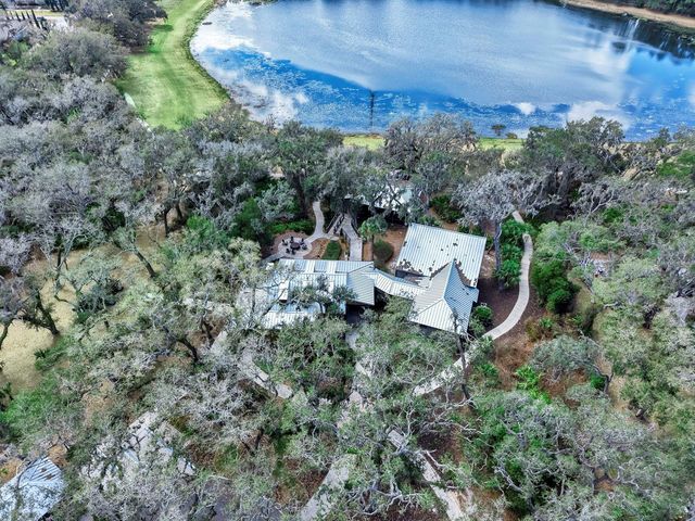 14110 BARRINGTON STOWERS DR, Lithia, FL 33547