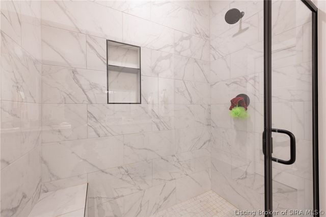 3407 Elaine Avenue, Jeffersonville, IN 47130