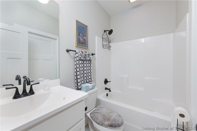 3407 Elaine Avenue, Jeffersonville, IN 47130