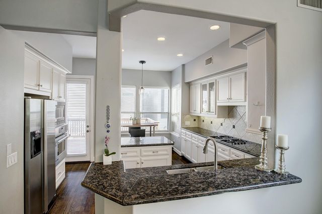 618 Asbury Street, Houston, TX 77007