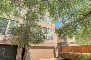 618 Asbury Street, Houston, TX 77007