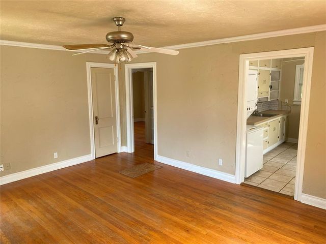 820 Classen Boulevard, Norman, OK 73071
