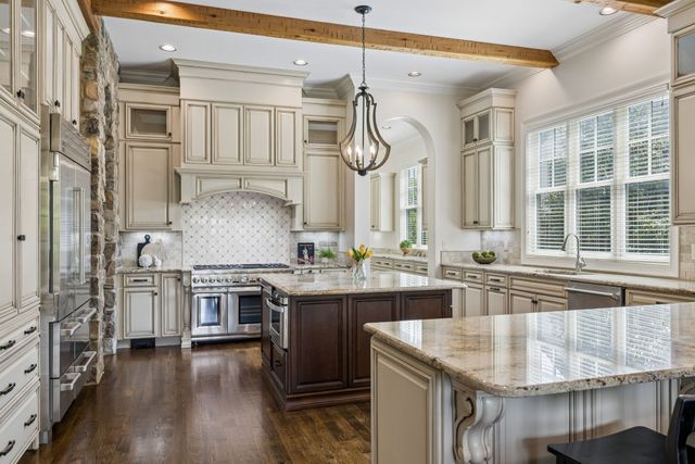 6054 Pelican Way, College Grove, TN 37046