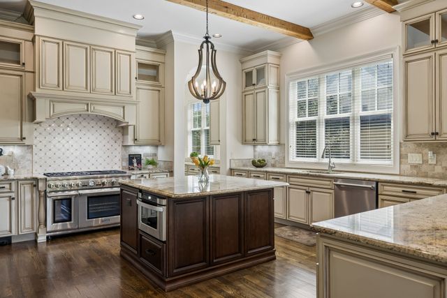 6054 Pelican Way, College Grove, TN 37046