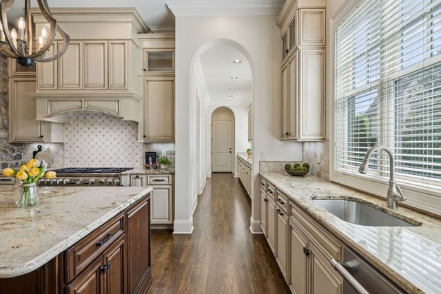 6054 Pelican Way, College Grove, TN 37046